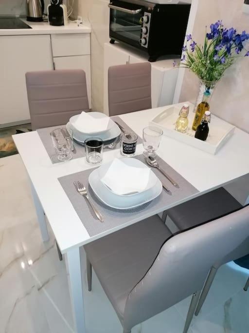 Fiumicino Aeroporto Casa Vacanze Iris Экстерьер фото