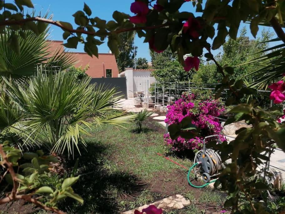 Fiumicino Aeroporto Casa Vacanze Iris Экстерьер фото